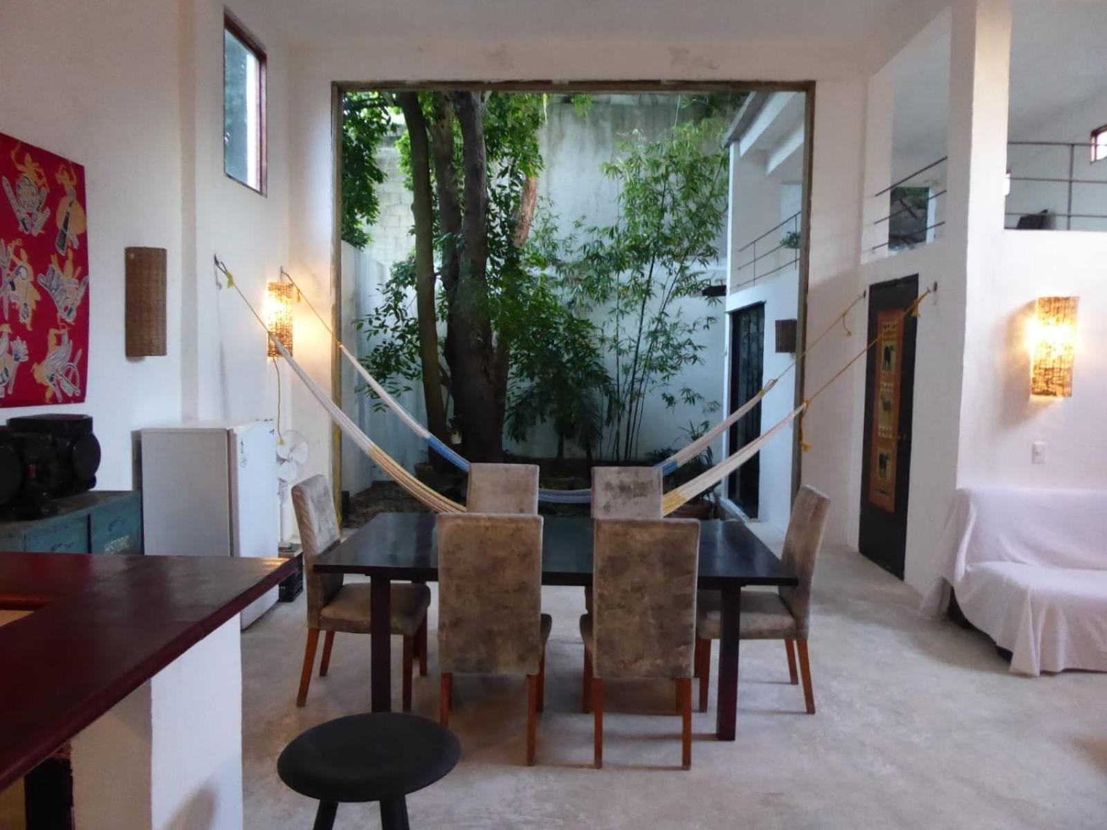 Siesta Fiesta Tree House Holiday home *