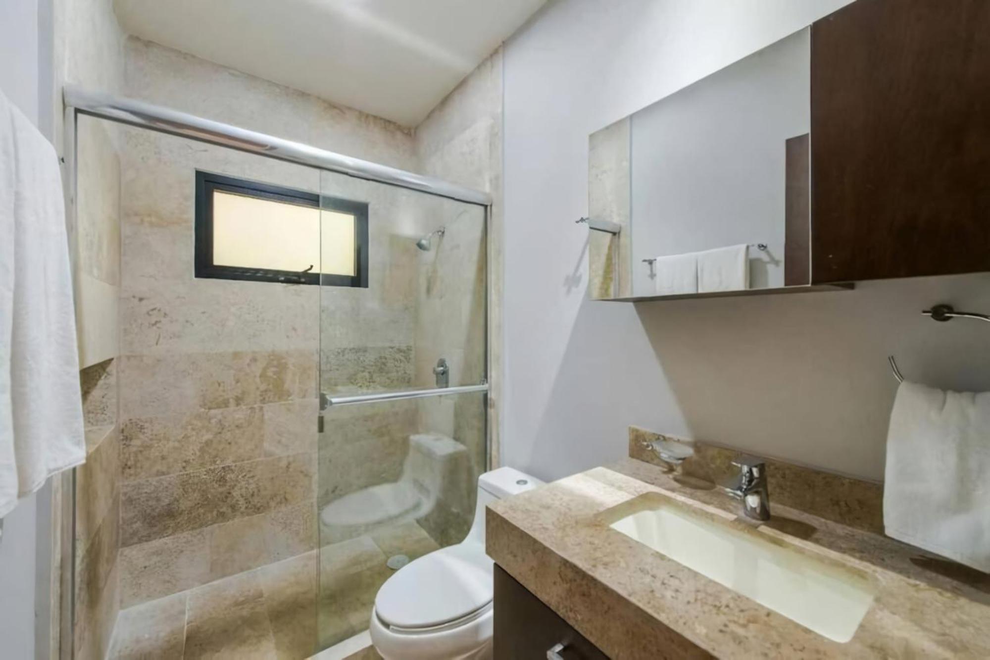 Apartamento Tropical 3br Pool Near 5th Avenue &