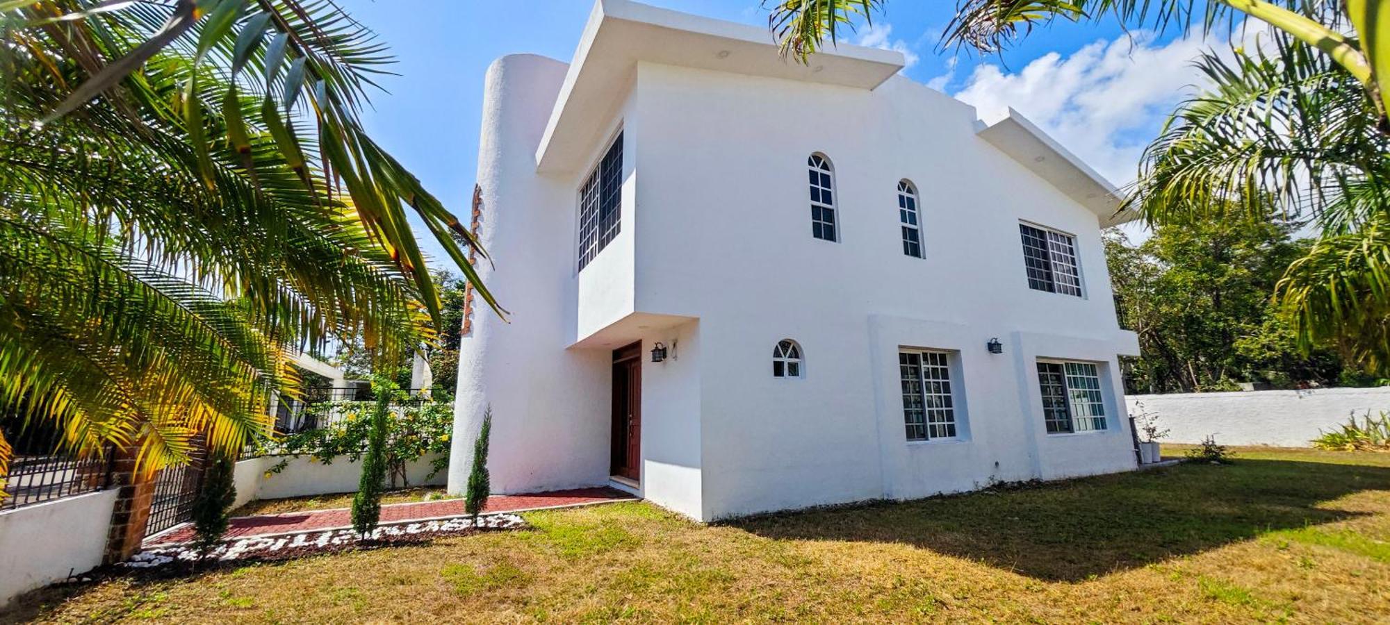 Casa Tres Pinos