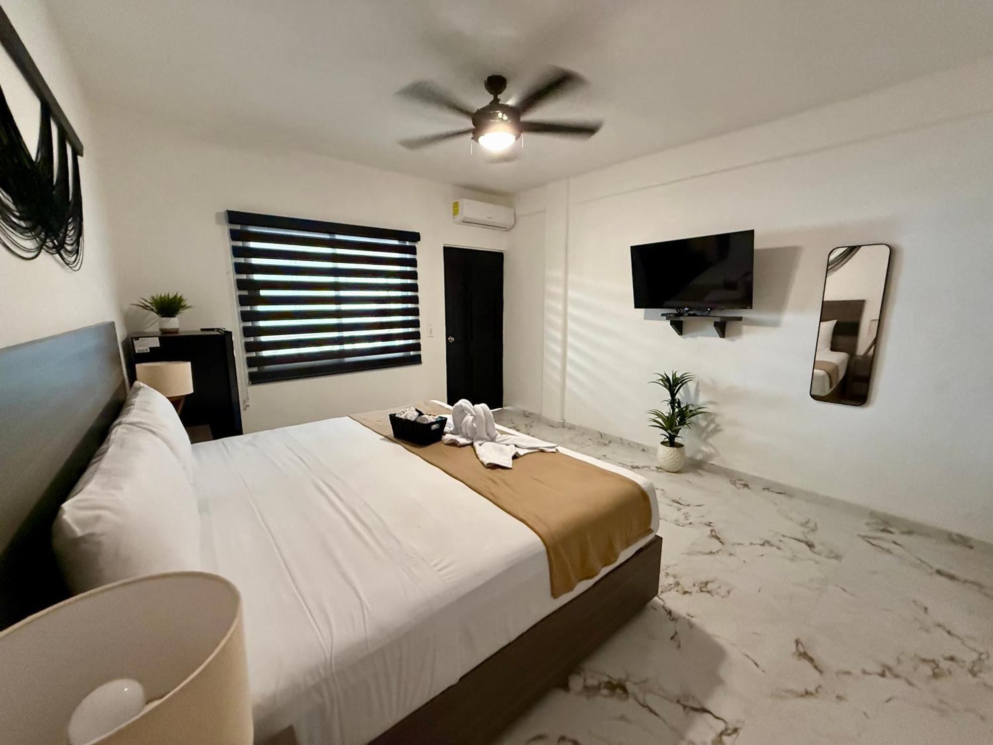 Casa Tortuga 5th Ave Playa del Carmen