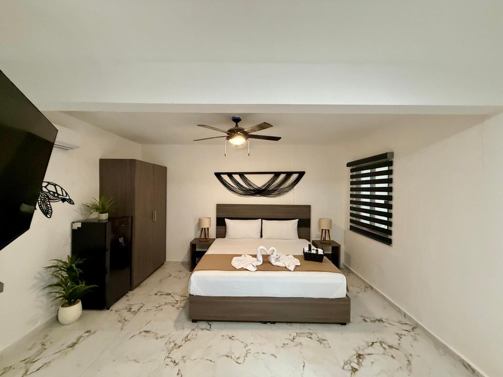 Hotel Casa Tortuga 5th Ave Playa del Carmen