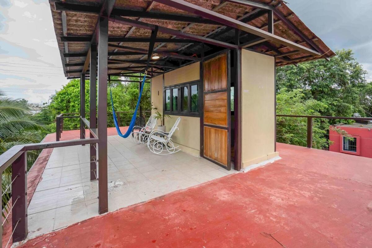 Holiday home Urbana Familiar Con Piscina En *