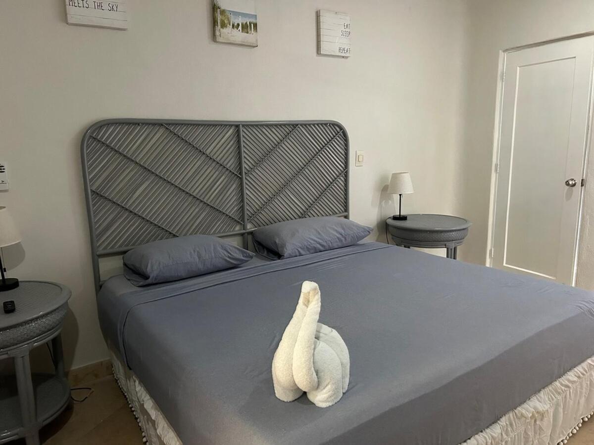 Apartment Blue Angel 11 A Pasos De Playa Y La 5av