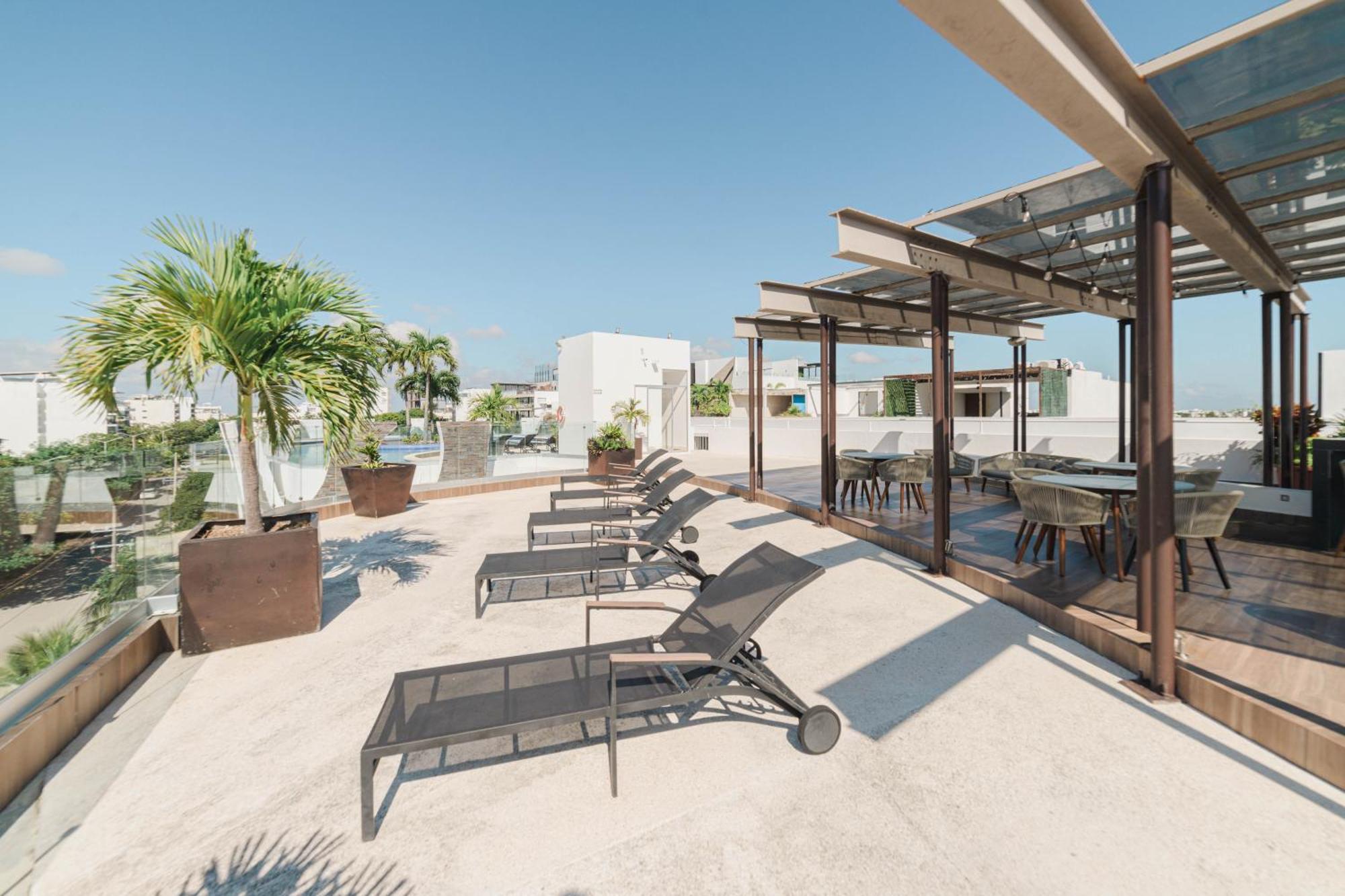 Spacious 200m From & 5th Ave Playa del Carmen