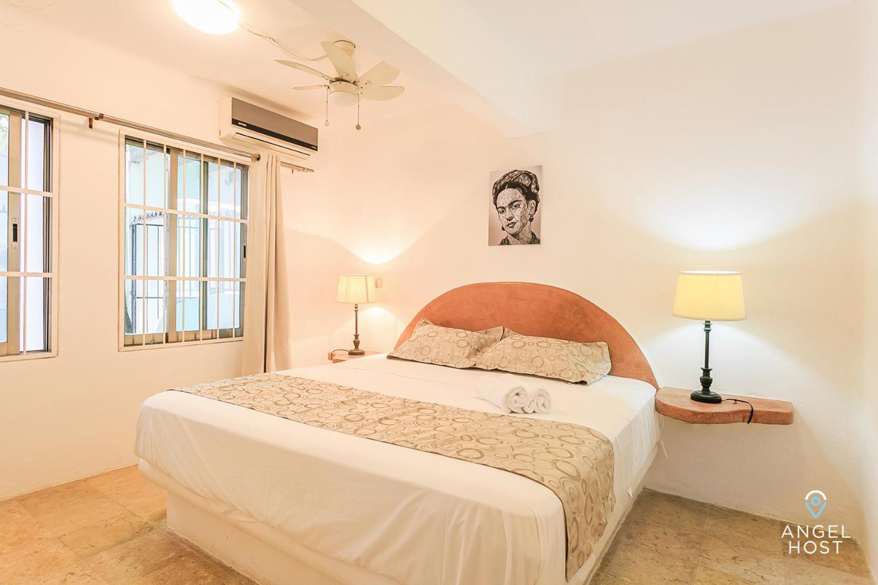 Apartment Amazing Location Steps To & Nightlife *