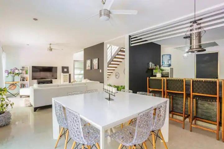 Biệt thự Lux 4br Playacar With Pool Playa del Carmen