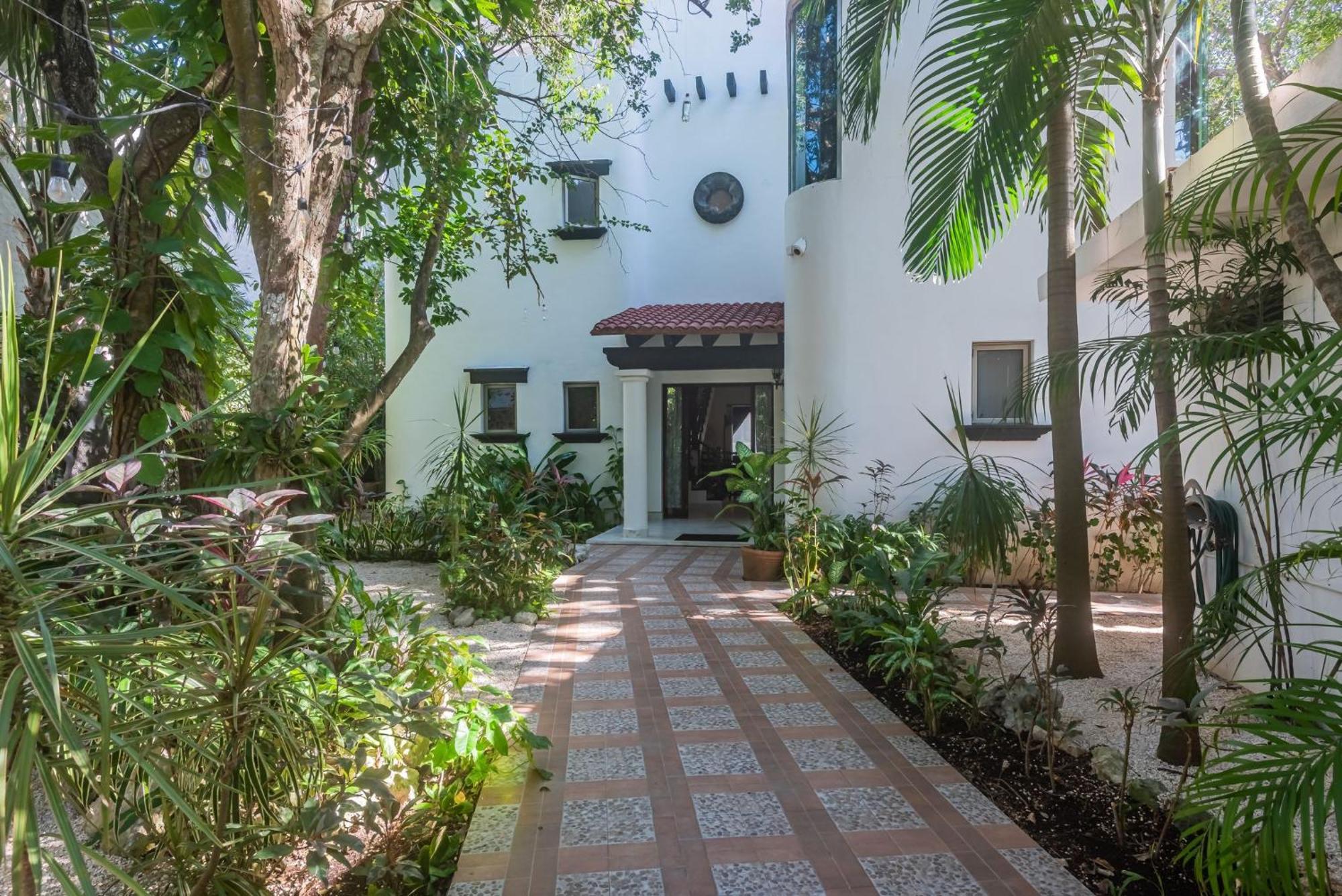 Villa Holiday, Weekly Monthly Discount Private Pool, Bbq, Family Friendly Villa Playa del Carmen