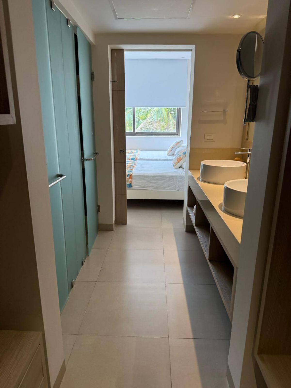 Apartment In With Private *
