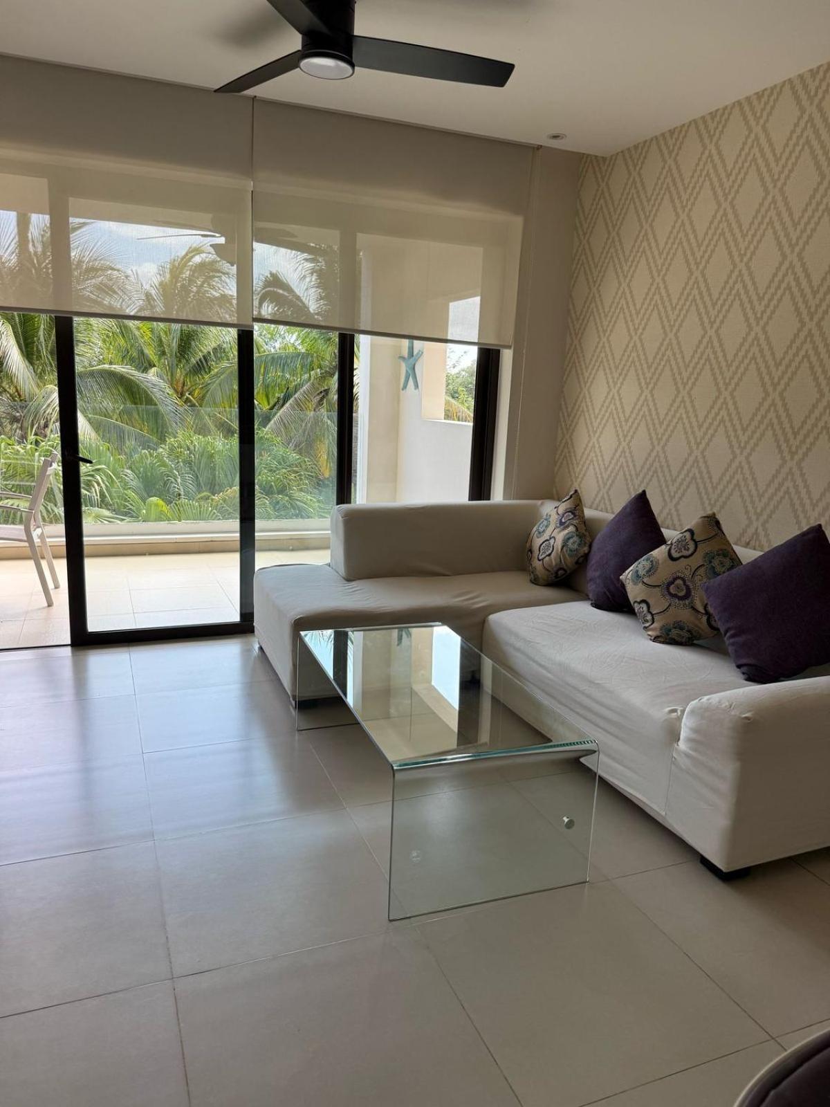 In With Private Apartment