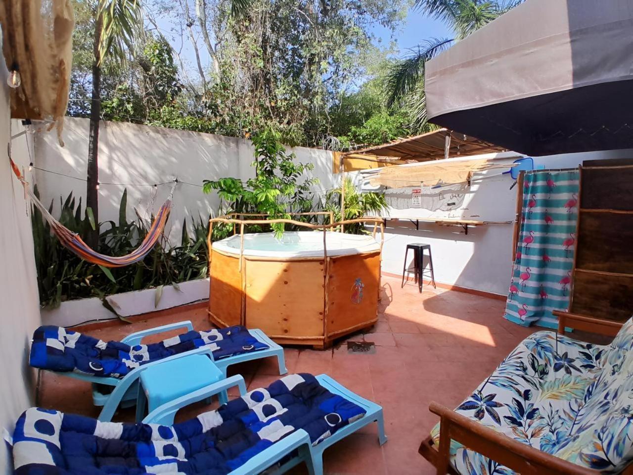 House With Jacuzzi Holiday home