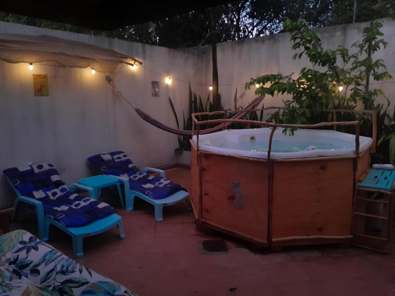 House With Jacuzzi Holiday home *