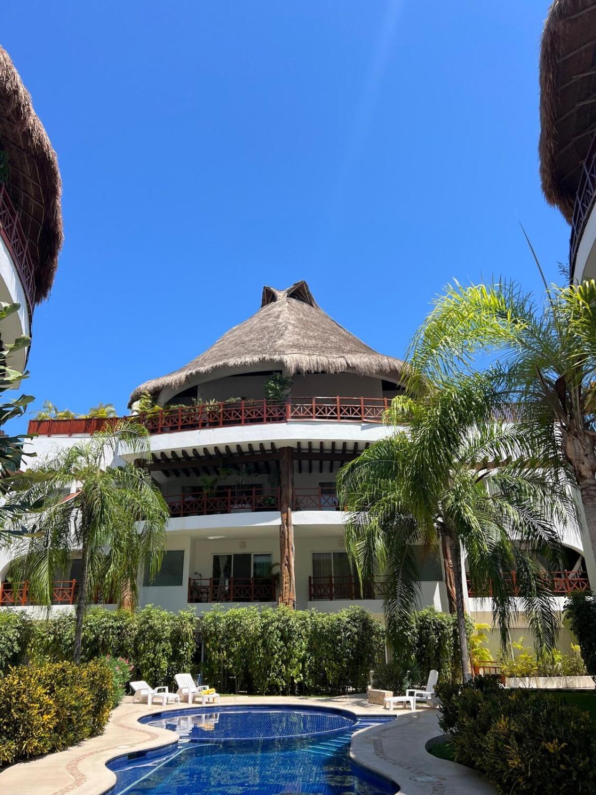 Apartment Quiet 3 Bedrooms, 2 Swimming Pools, 5th Avenue, The Sea Is Nearby! *