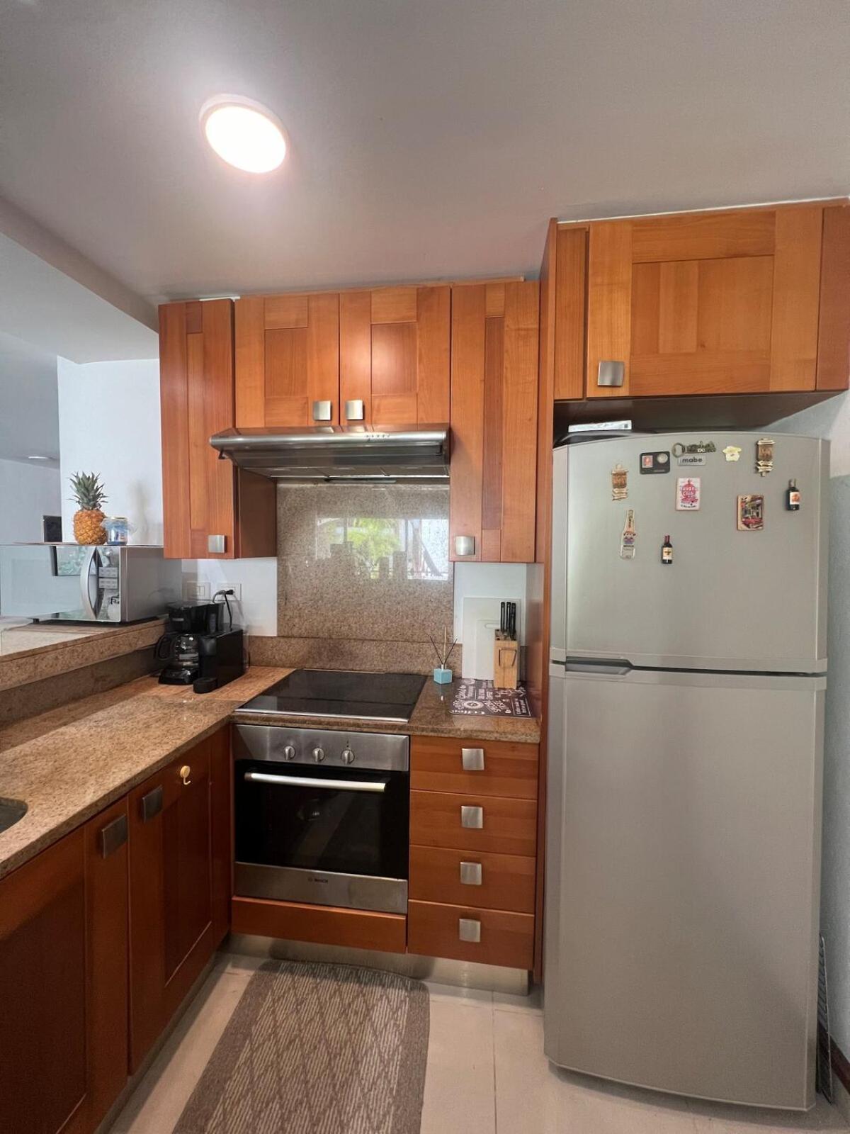 Quiet 3 Bedrooms, 2 Swimming Pools, 5th Avenue, The Sea Is Nearby!