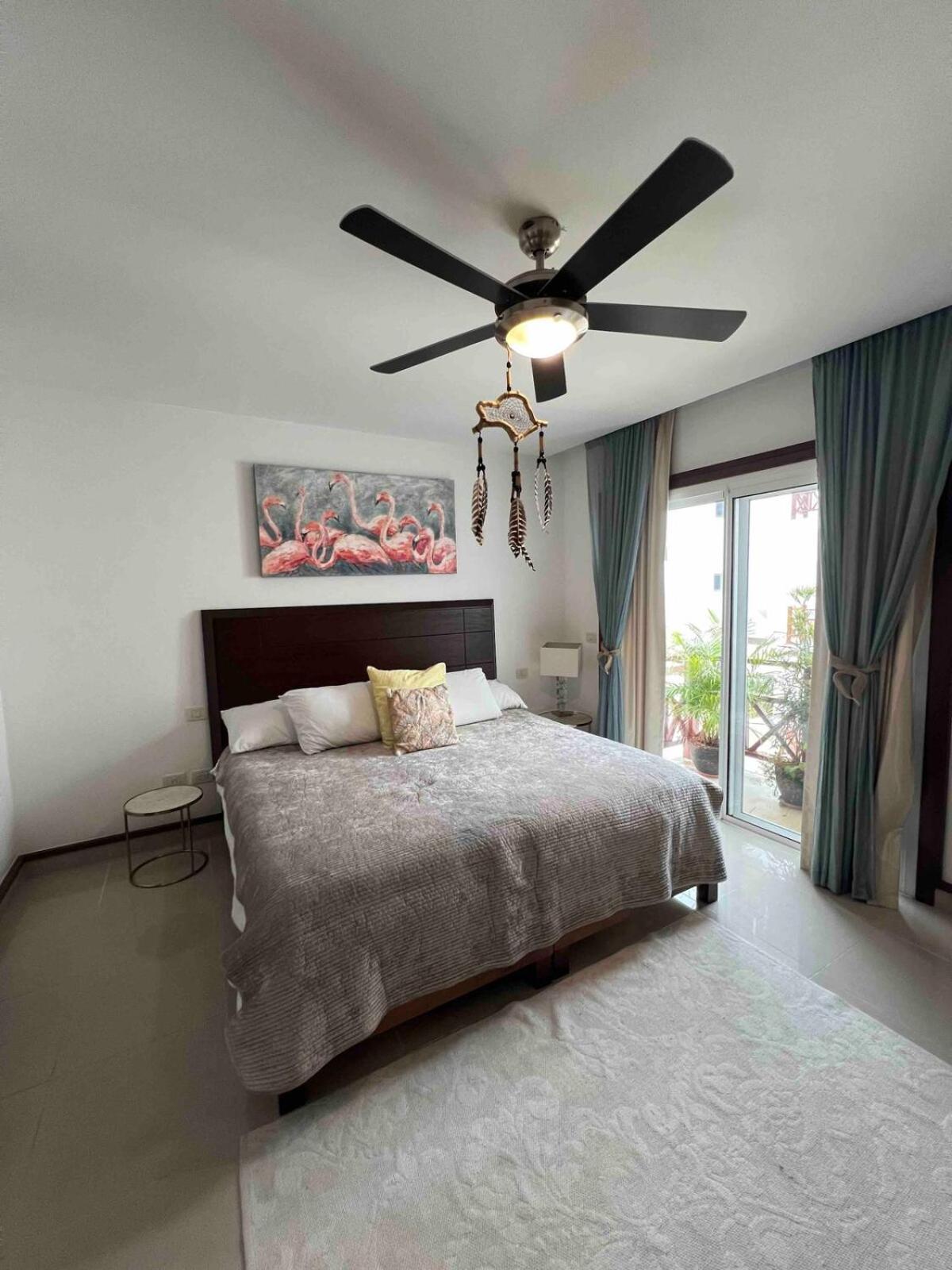 Apartment Quiet 3 Bedrooms, 2 Swimming Pools, 5th Avenue, The Sea Is Nearby! *