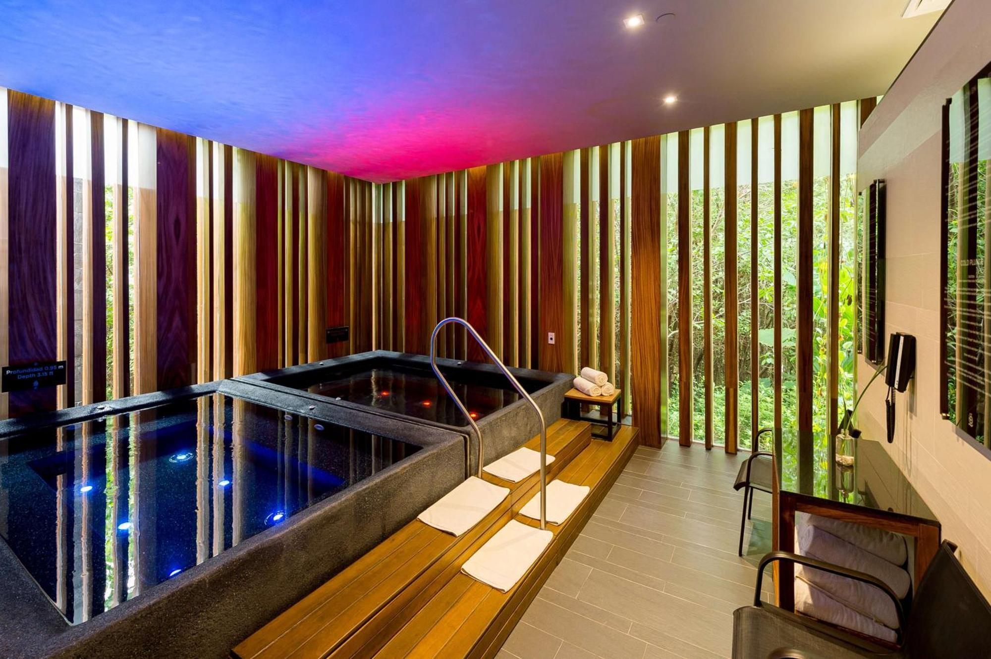 Grand Hyatt Resort