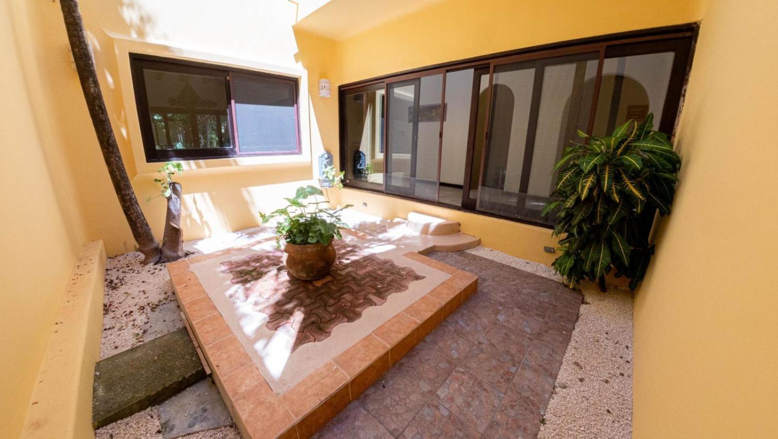 Beautiful House In Playacar 4 Bedrooms Tennis Ac Holiday home Playa del Carmen