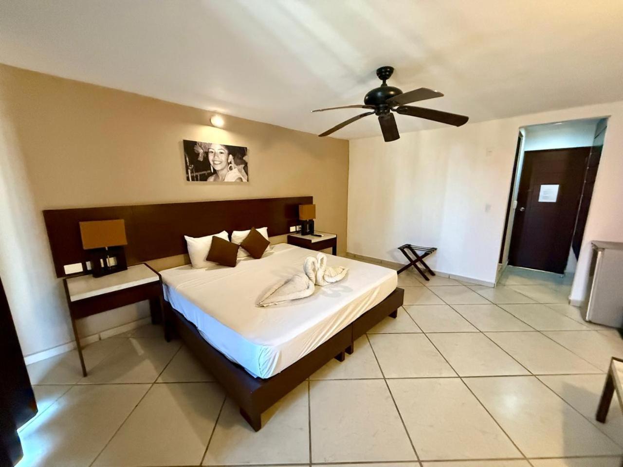 Hotel Muluc Playa 5*