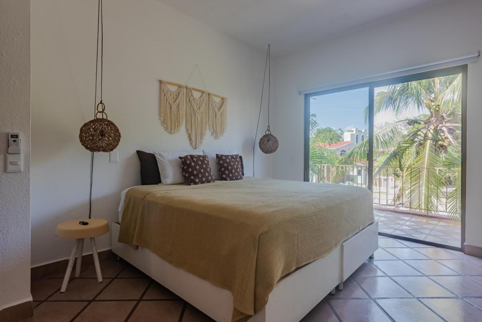 Espacioso Gardenias , Playacar 2bdr Apartamento
