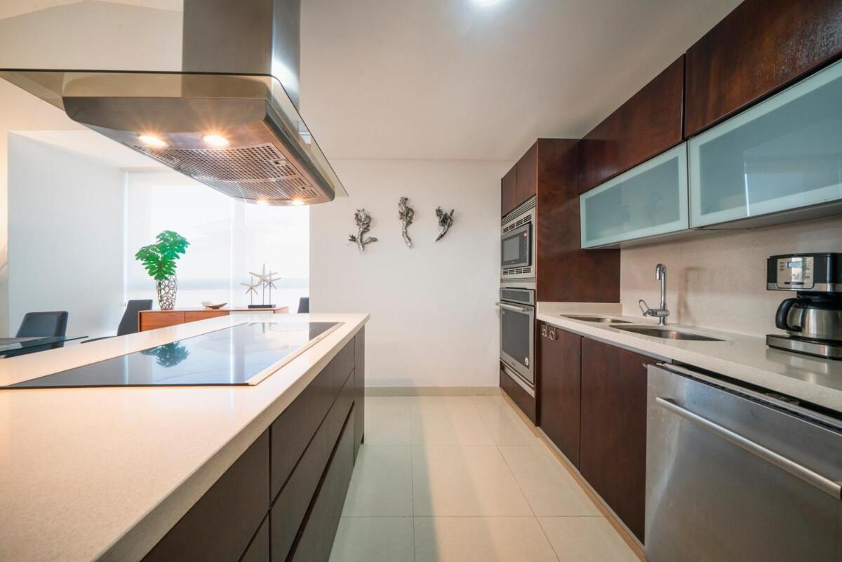 Luxury Ocean View Private Jacuzzi Mareazul Apartment *