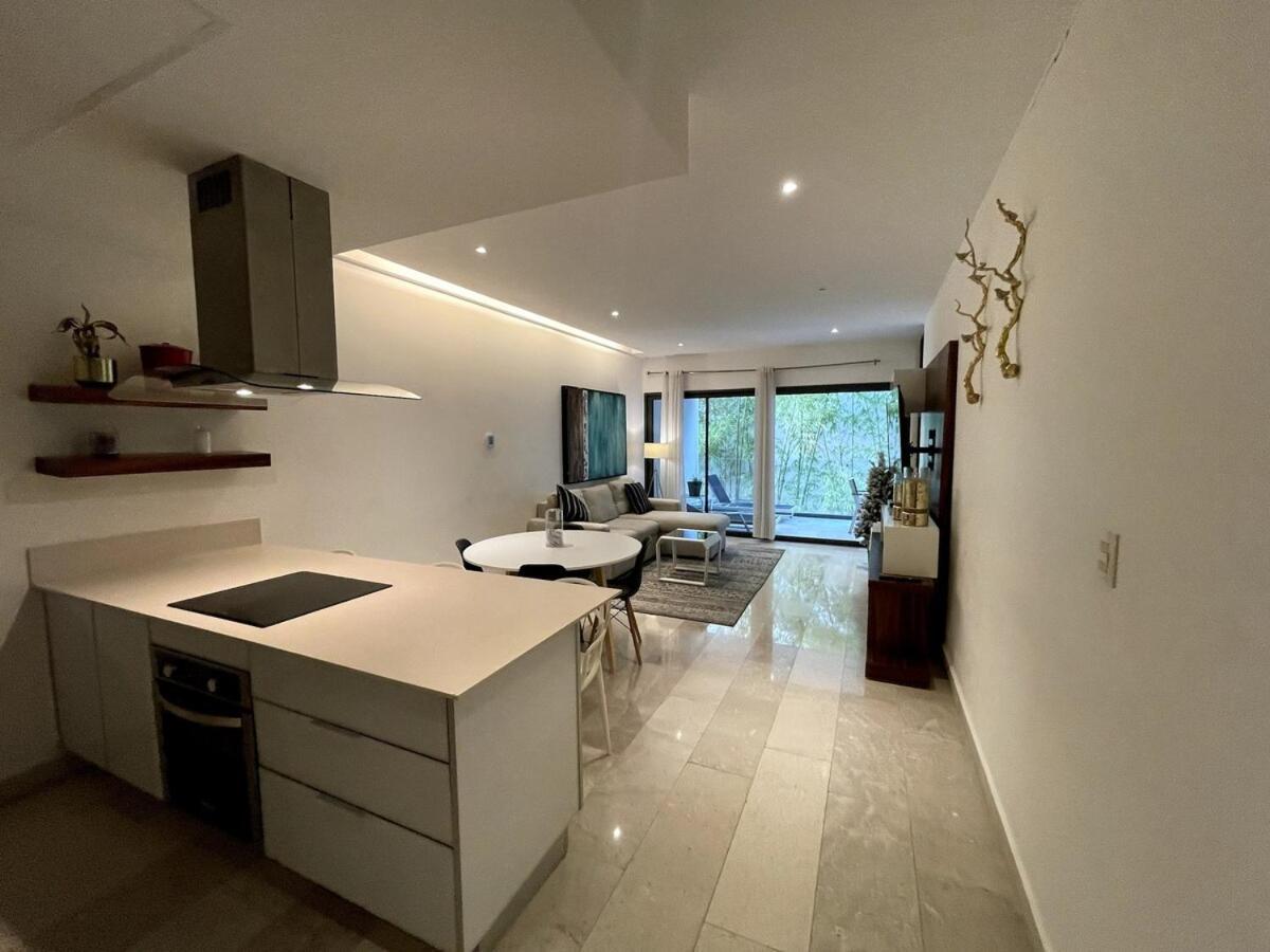 5th Avenue Quiet Luxury With Jacuzzi Beachfront * Playa del Carmen