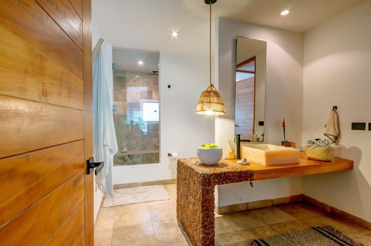 Nhà nghỉ Stylish Luxe Penthouse - Exclusive Gated Community