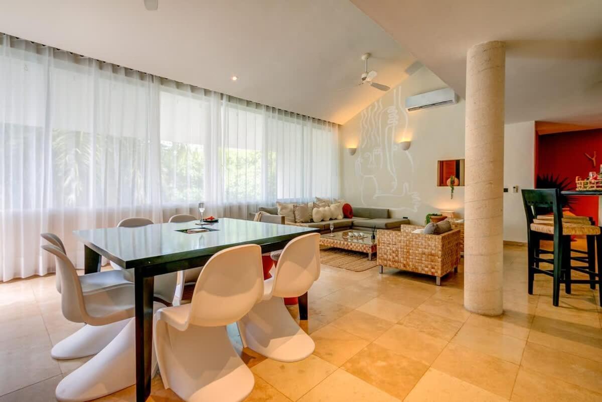 Stylish Luxe Penthouse - Exclusive Gated Community Nhà nghỉ