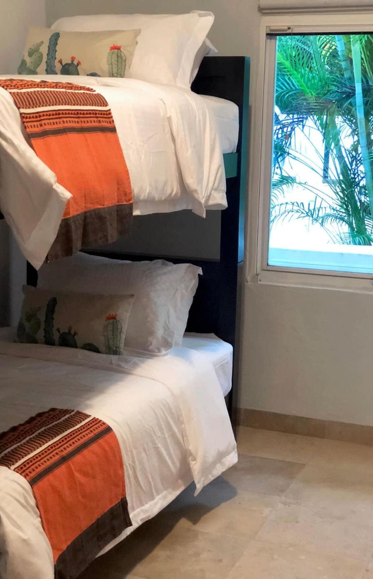 Tropical Oasis With Cenote & Pool Walk To Holiday home Playa del Carmen