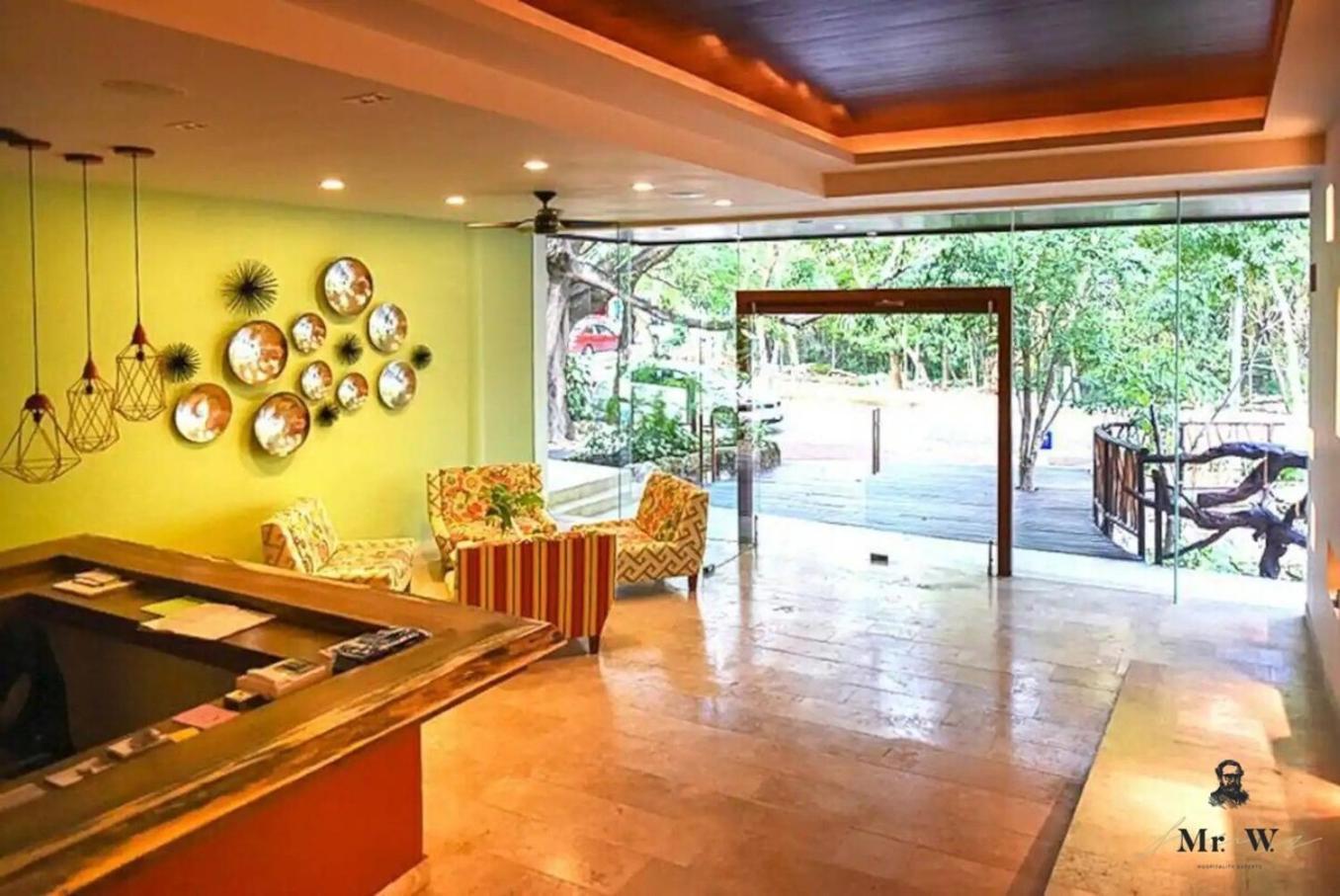 Private Pool Ph, Walk To Beach, 38th & 5th *