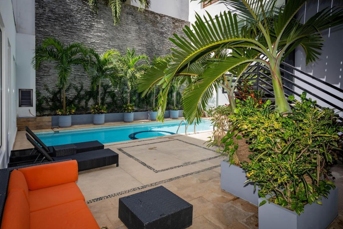 Magnificent 2 Blocks From The And 5th Ave Apartment *