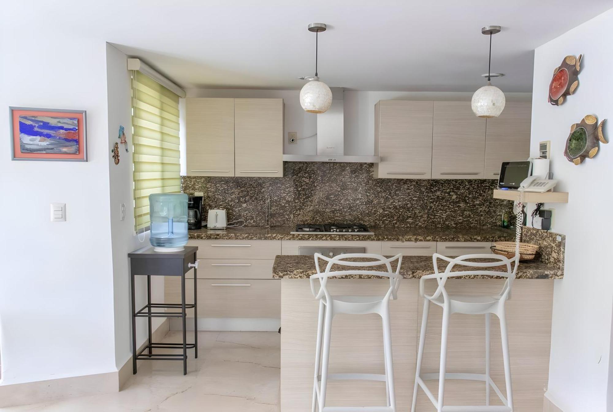 Exclusive Via Steps From 5th Avenue & Beaches Playa del Carmen