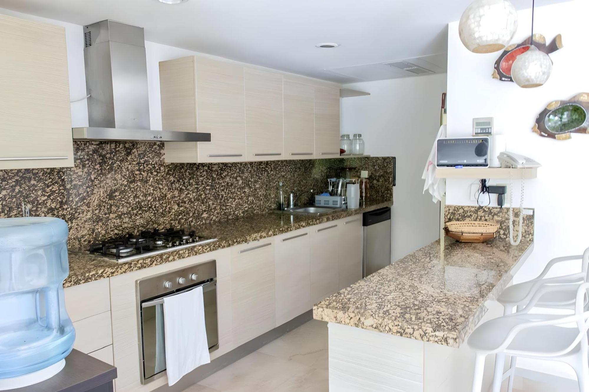 Exclusive Via Steps From 5th Avenue & Beaches Playa del Carmen