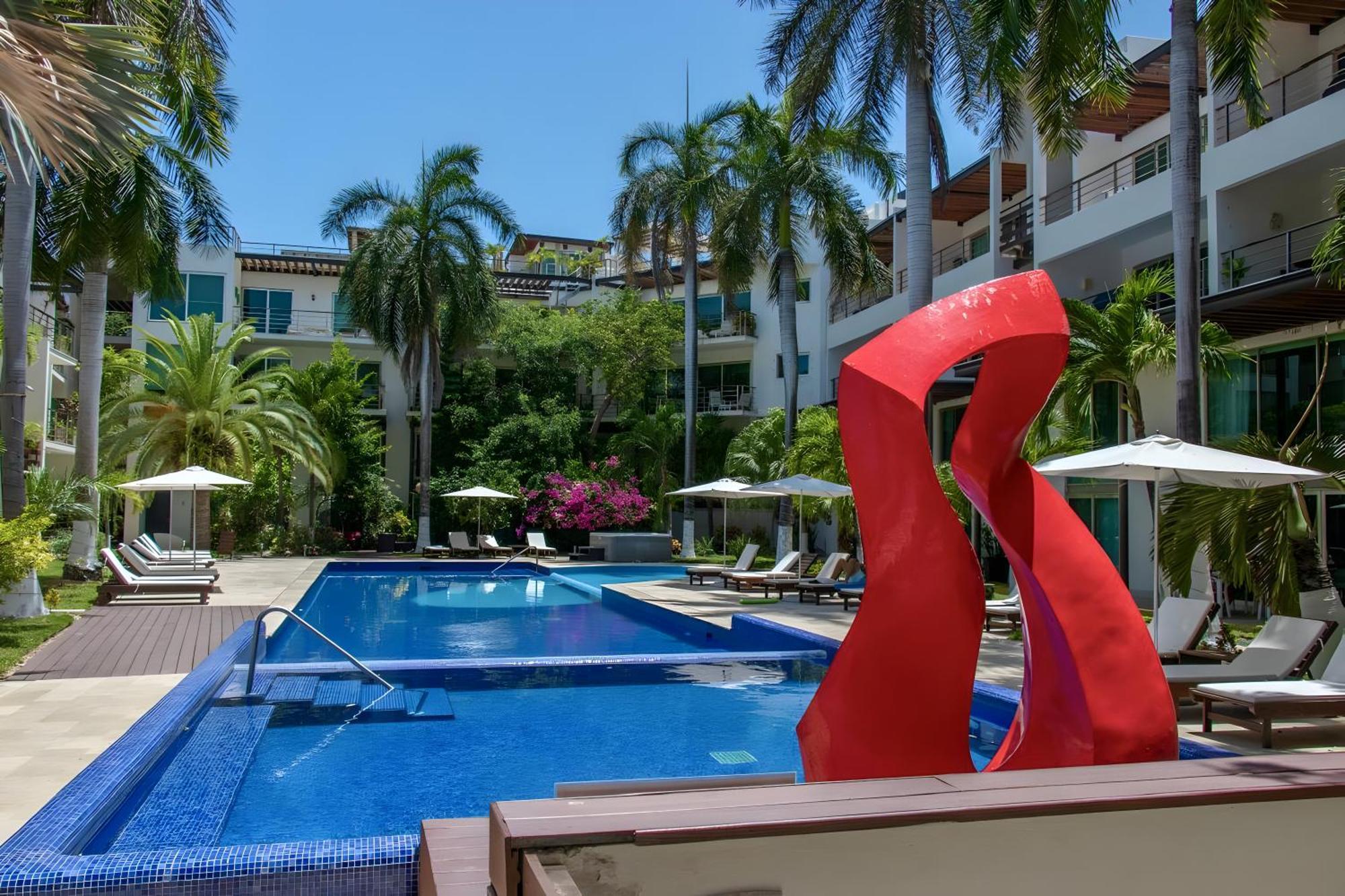 Apartment Exclusive Via Steps From 5th Avenue & Beaches Playa del Carmen
