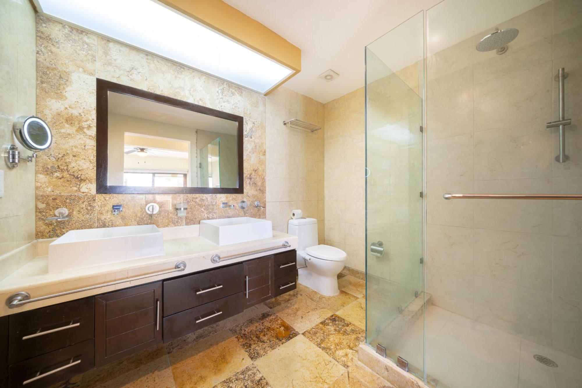 Luxury Beachfront With 3 Bedrooms & Ocean View - El Faro Residences Apartment Playa del Carmen