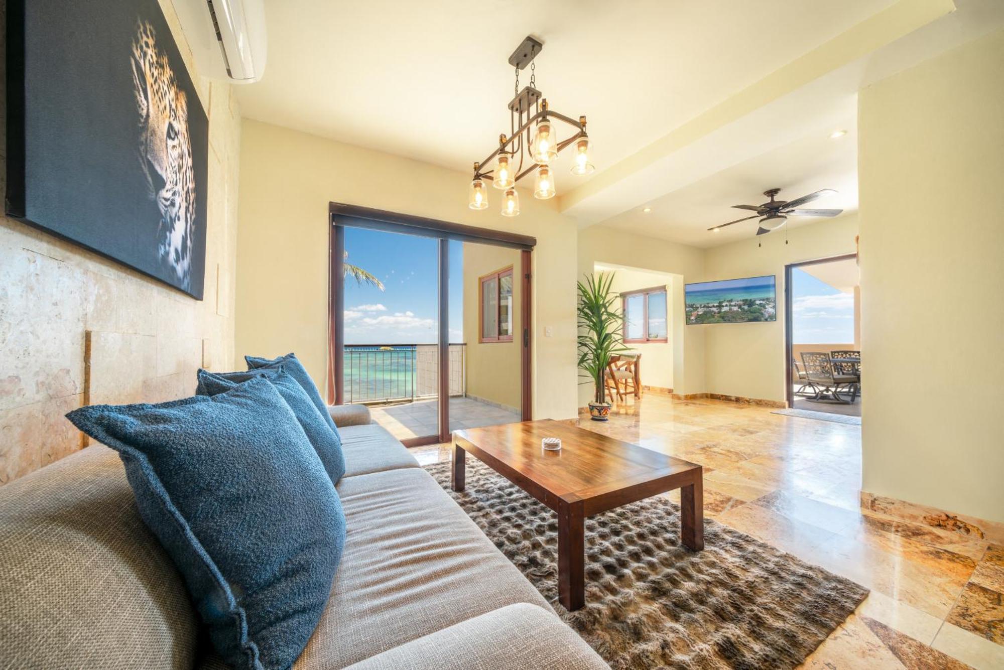 Luxury Beachfront With 3 Bedrooms & Ocean View - El Faro Residences Apartment Playa del Carmen