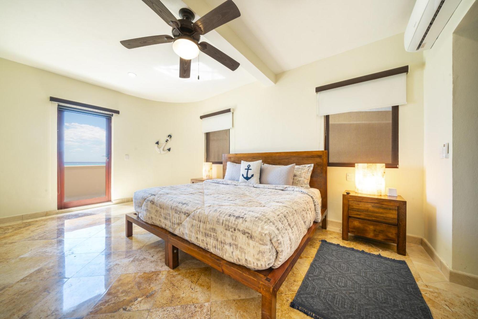 Luxury Beachfront With 3 Bedrooms & Ocean View - El Faro Residences Apartment