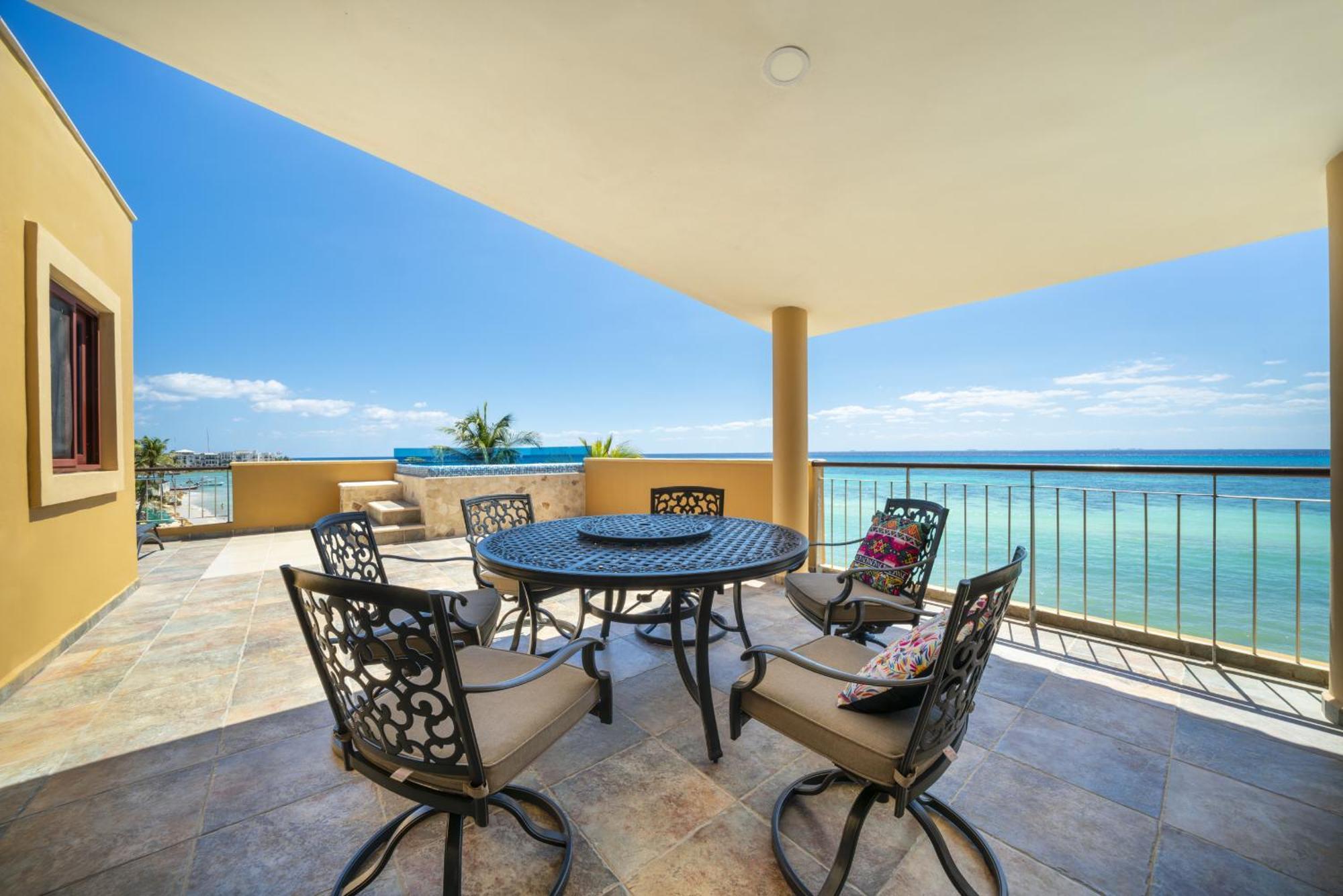 Luxury Beachfront With 3 Bedrooms & Ocean View - El Faro Residences Apartment *