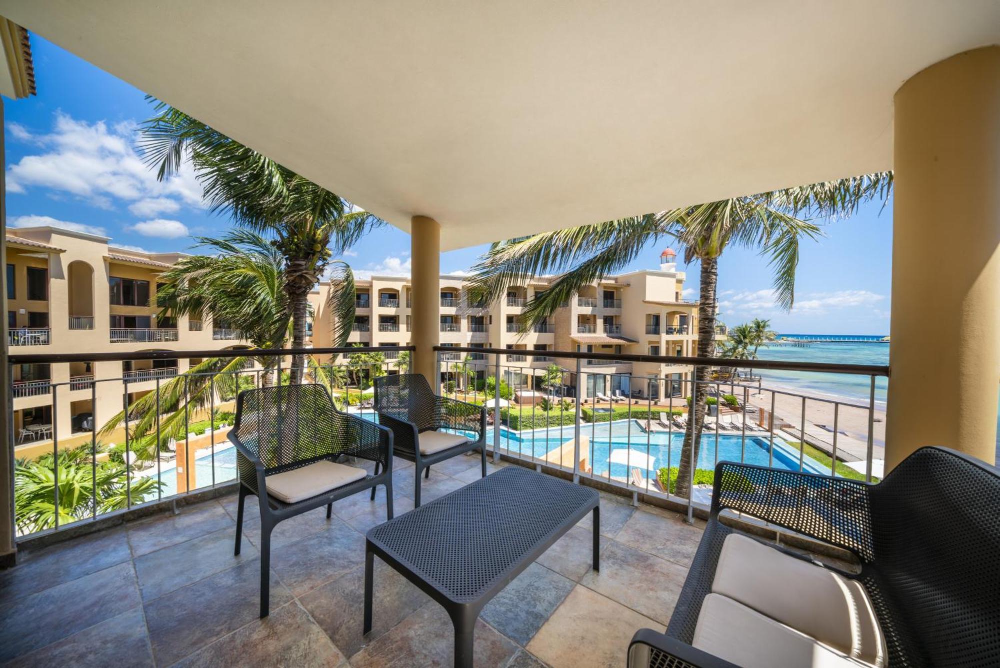 Luxury Beachfront With 3 Bedrooms & Ocean View - El Faro Residences