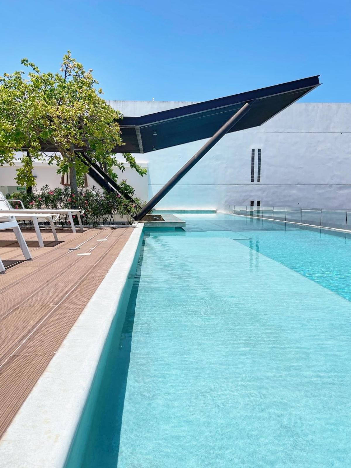 Moderna - King - Piscina - 5ta Av - Playa *
