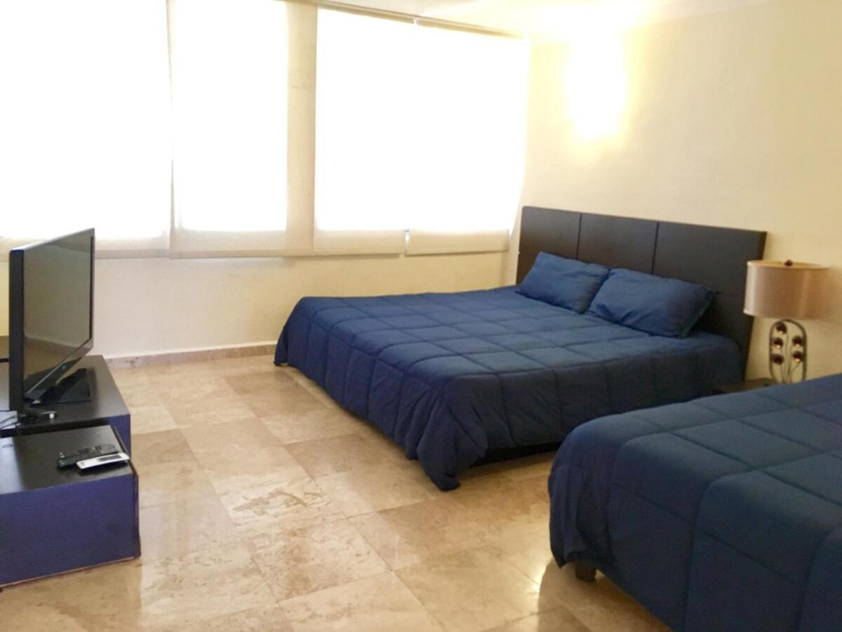 Apartment Spacious & Comfy On The Beach, In The Heart Of *