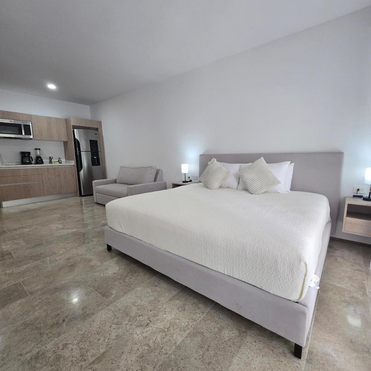 Modern Refuge Just 10 Minutes From Mamitas * Playa del Carmen