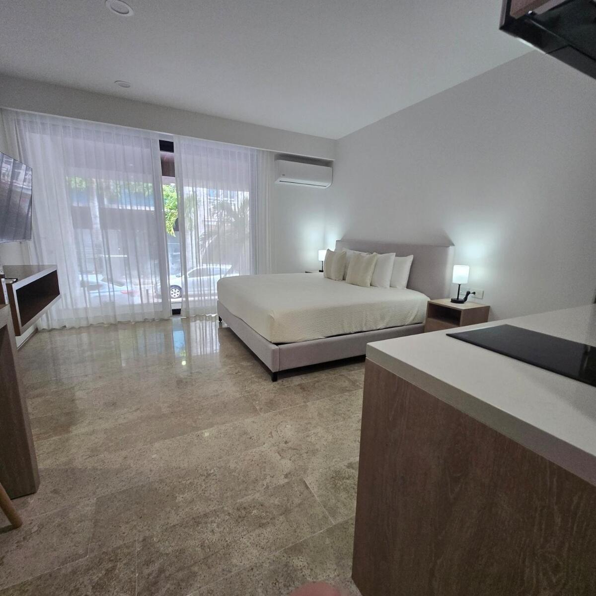 Modern Refuge Just 10 Minutes From Mamitas * Playa del Carmen