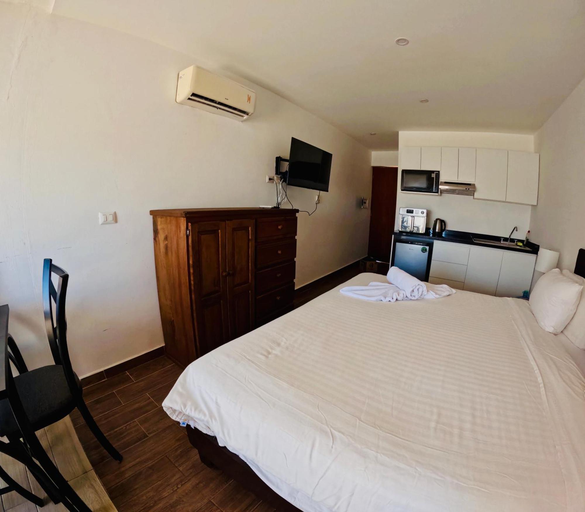 Apartamento With Roofpool In Vanessa 24