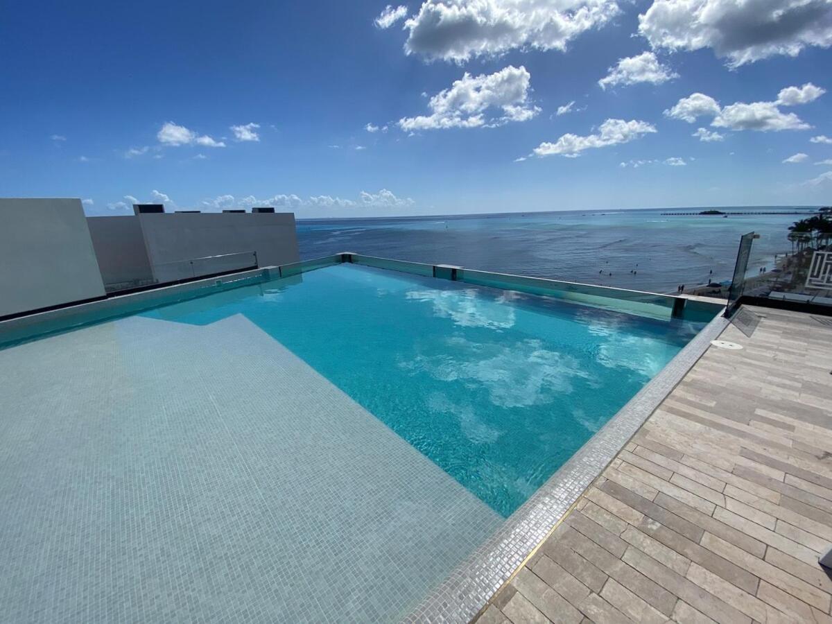 Ocean Front! Amazing Rooftop Pool, Walk To Fifth! Căn hộ *
