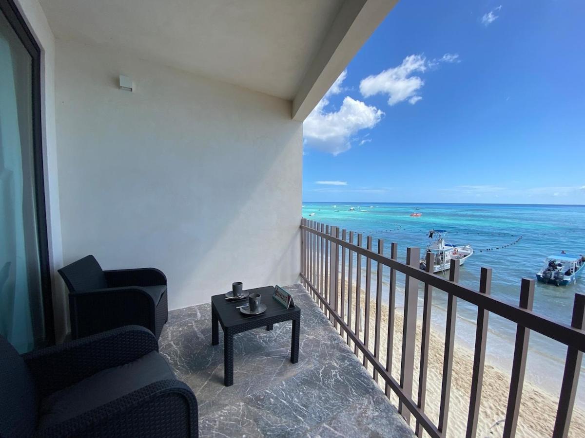 Căn hộ Ocean Front! Amazing Rooftop Pool, Walk To Fifth!