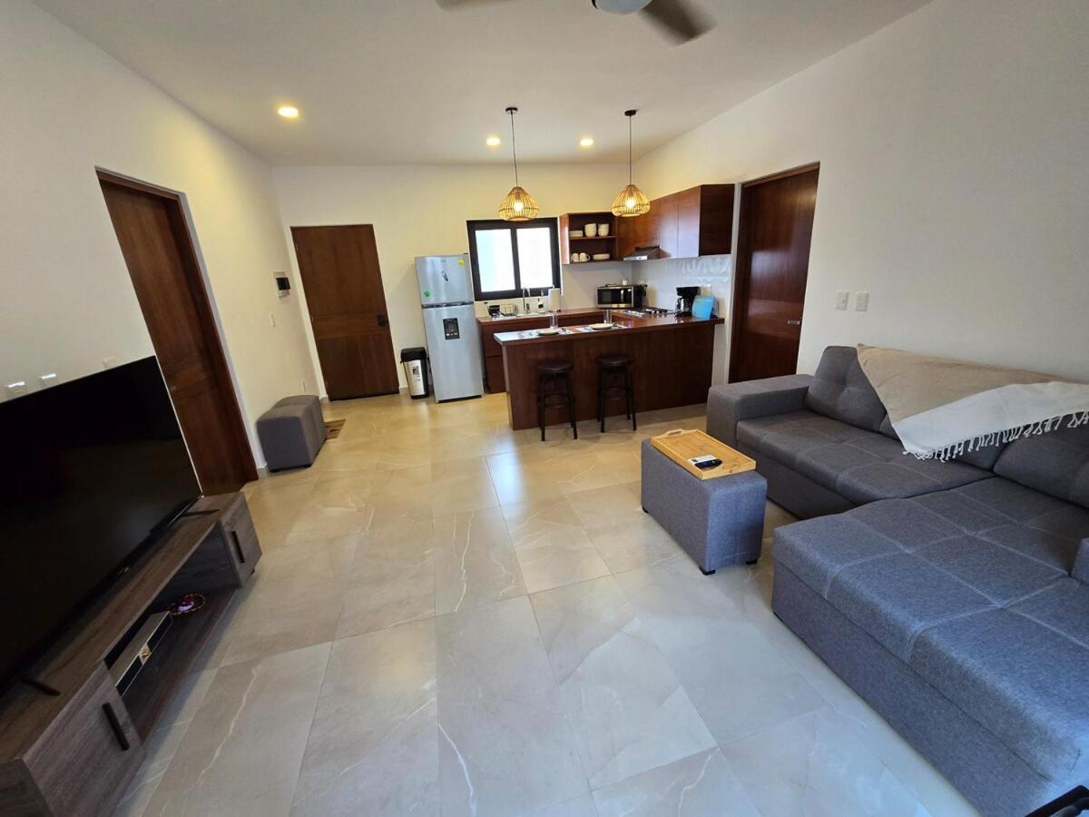 Rooftop Pool And Access Apartment