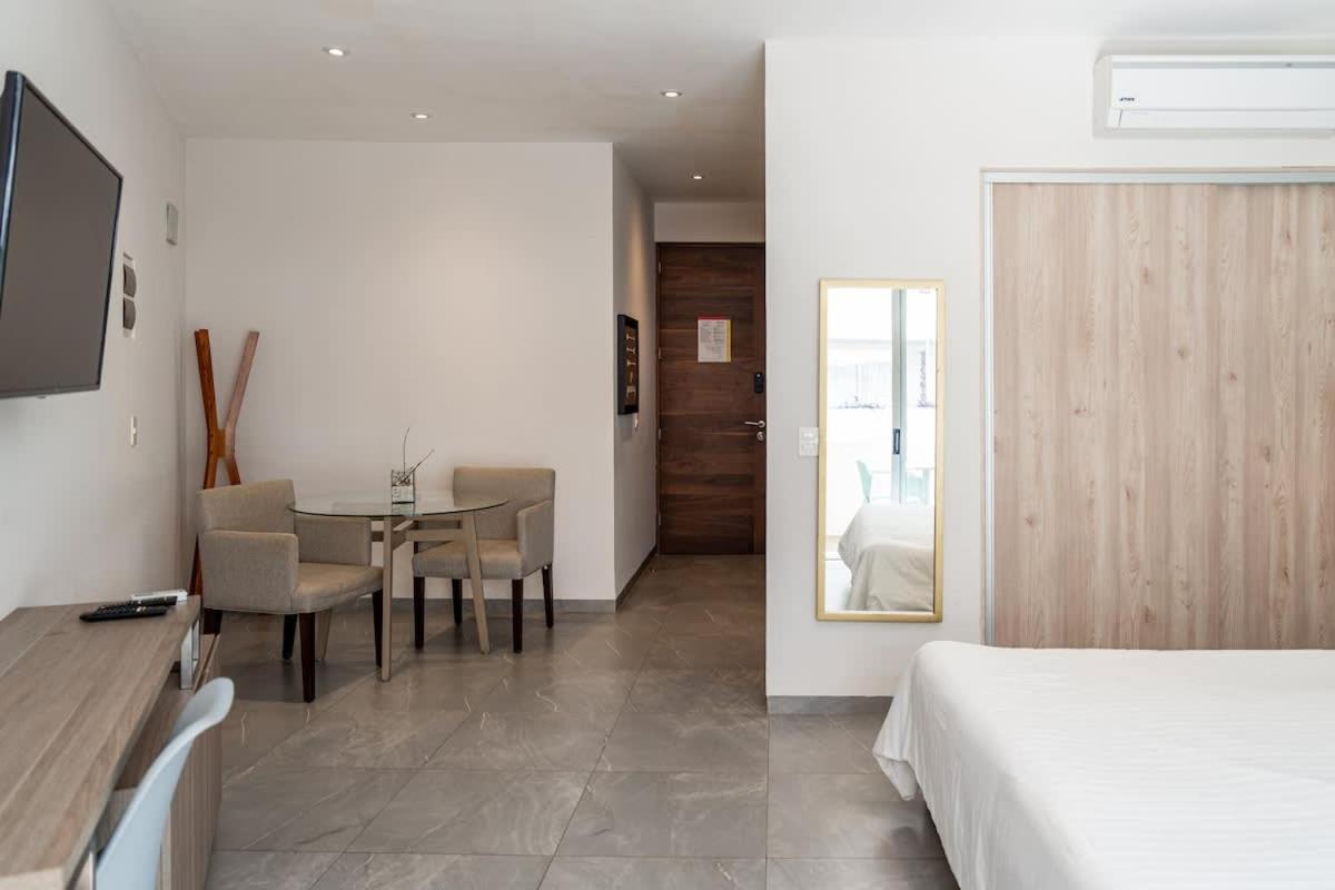Large With Working Space 100m From 5th Ave Playa del Carmen