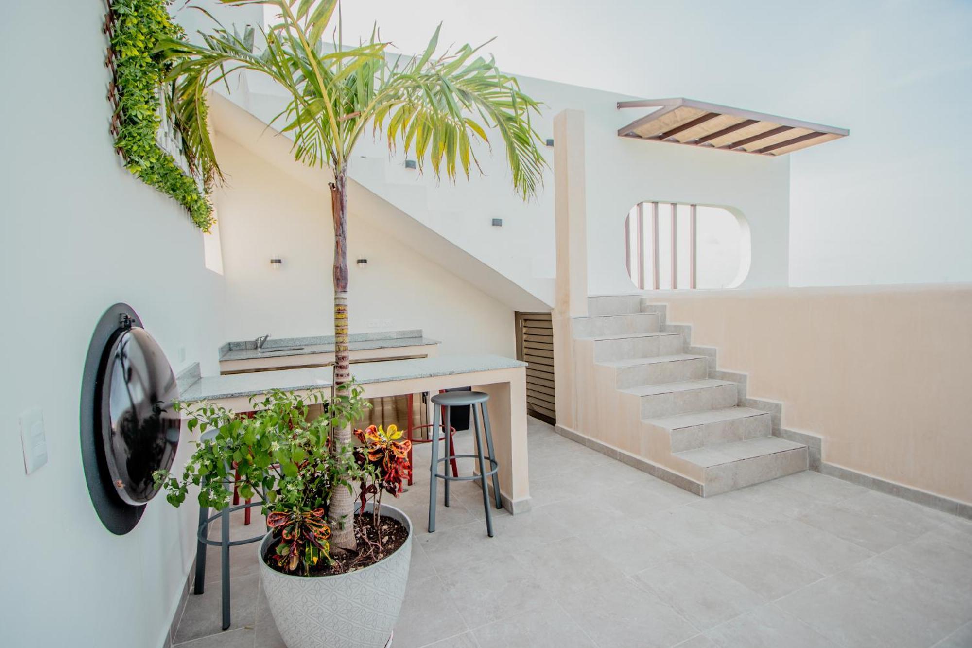 Căn hộ With Ocean View Pool In Av 10 & 60 Street *