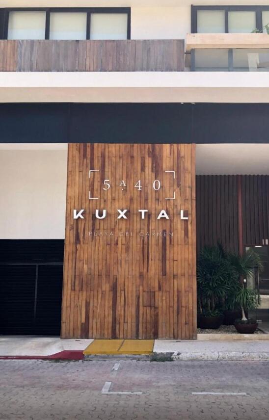 La Quinta Luxury