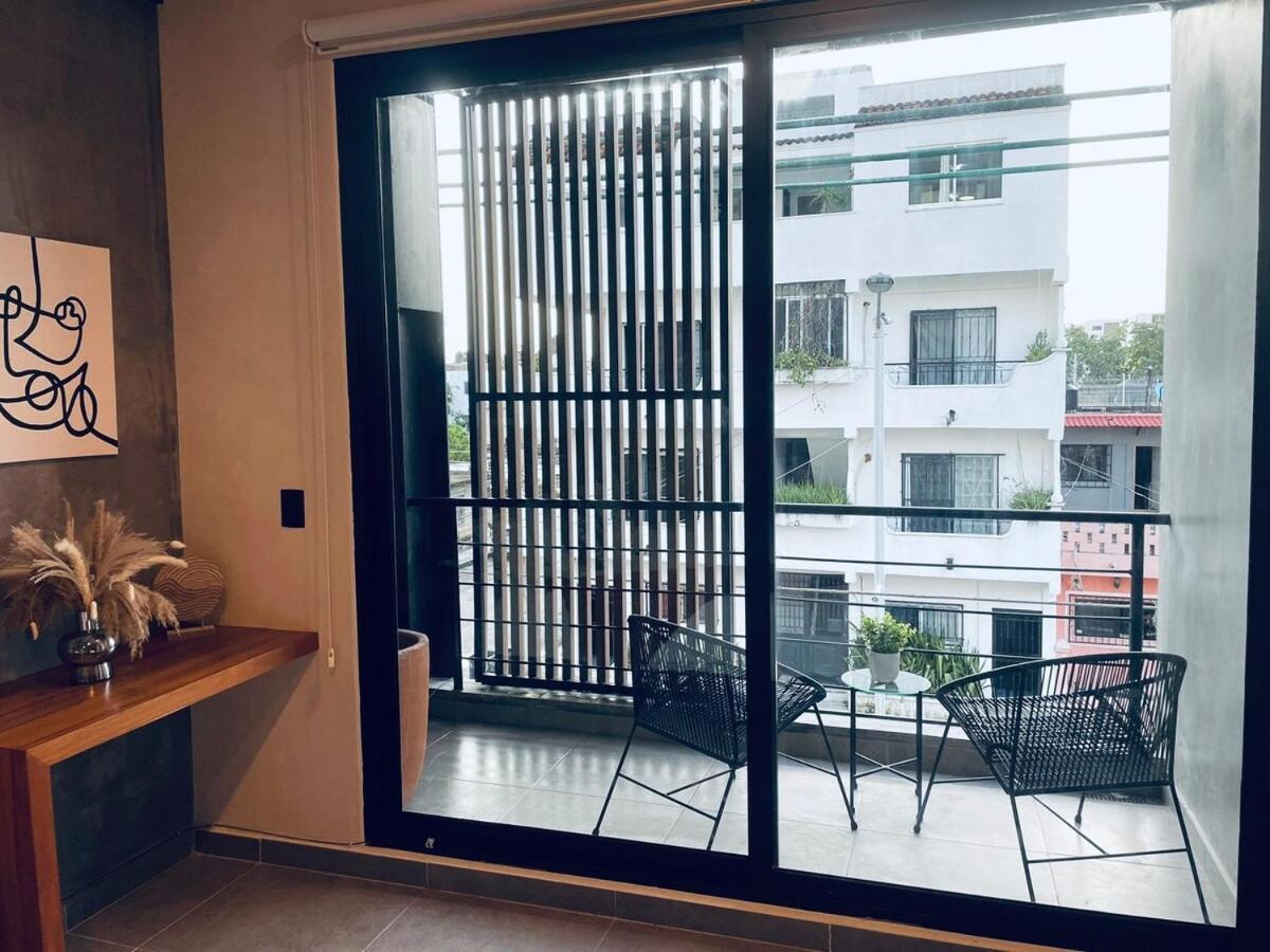 Boho Chic Steps To 5th Ave King Bed Wifi Rooftop Pool * Playa del Carmen