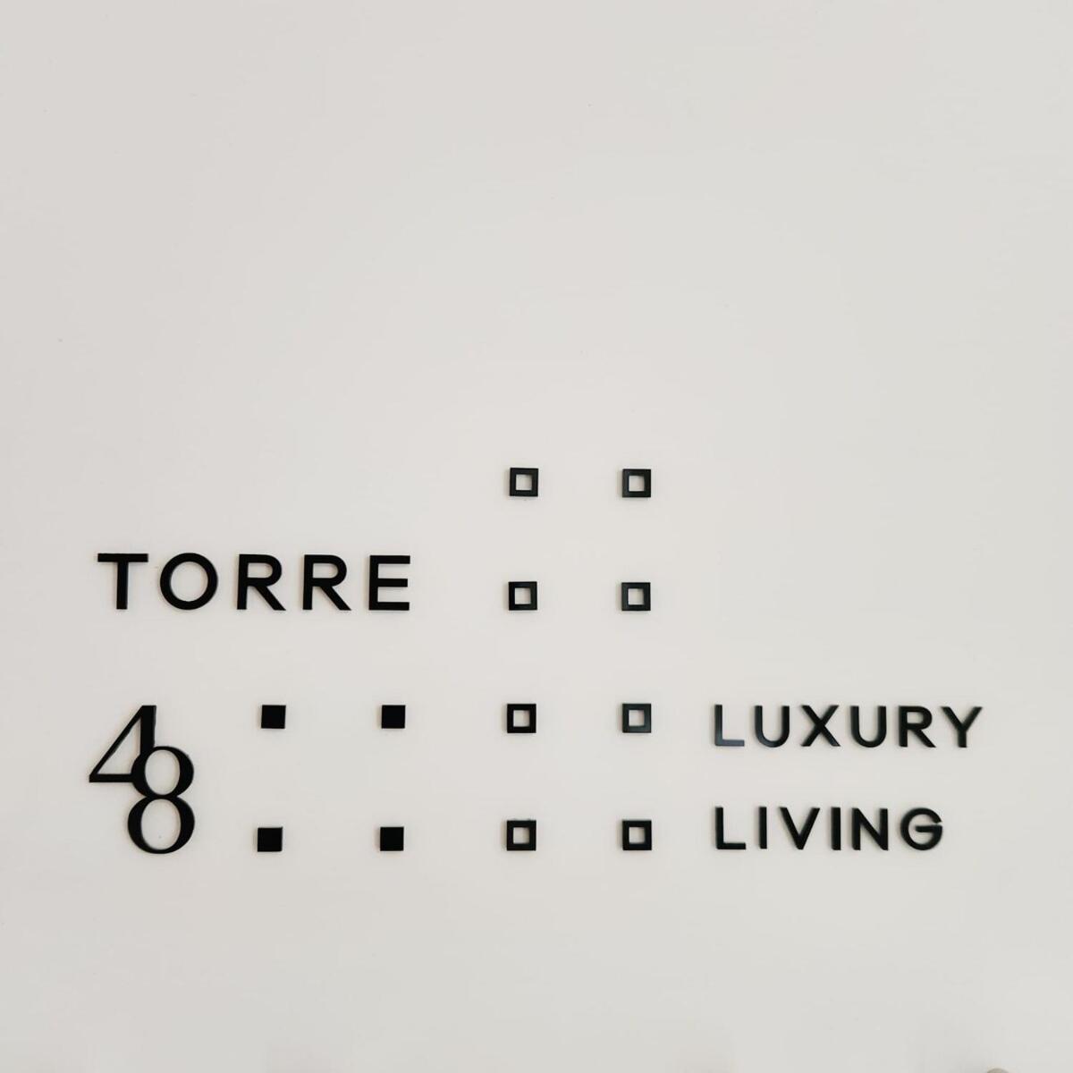 Boho Chic Steps To 5th Ave King Bed Wifi Rooftop Pool